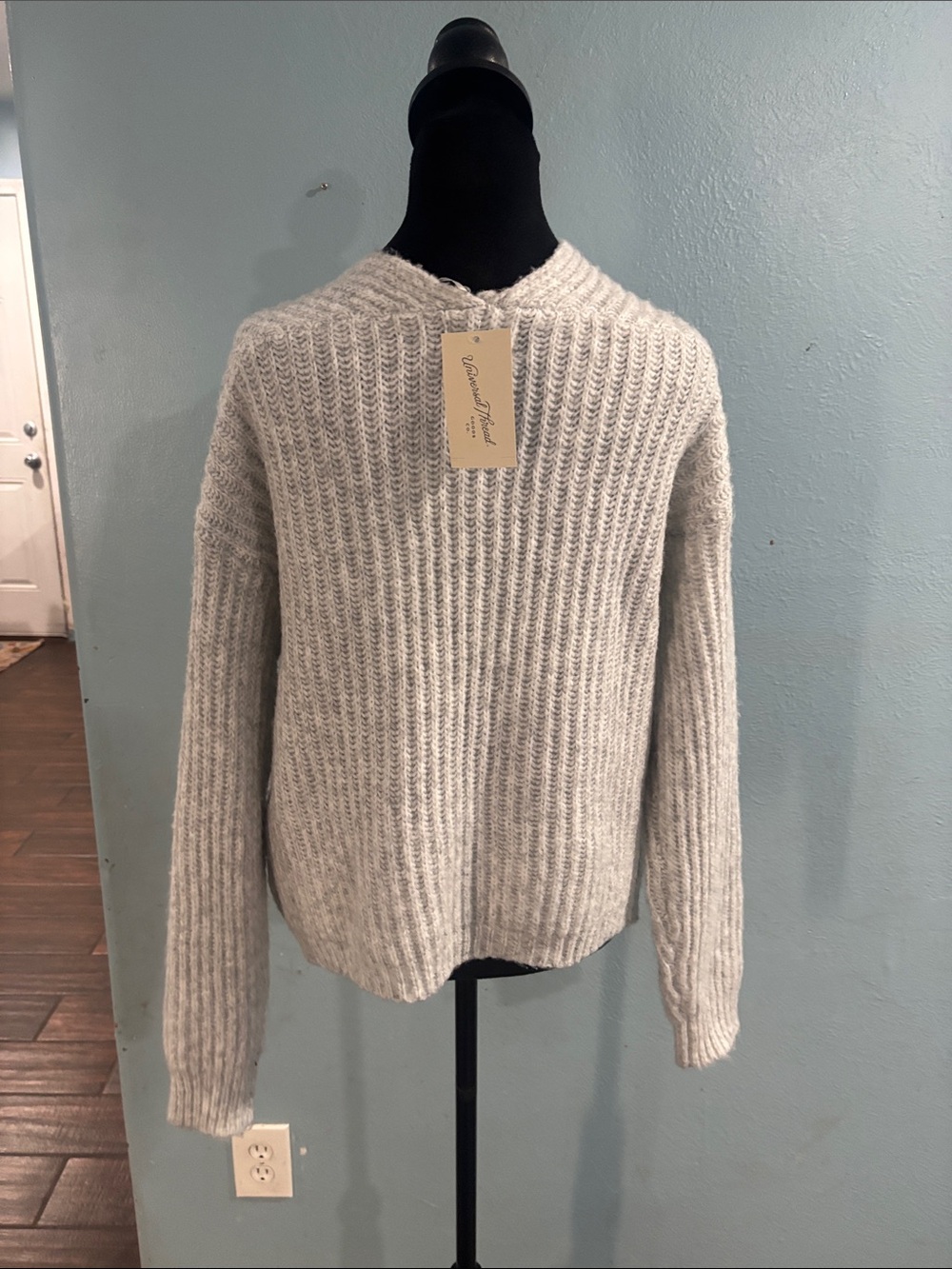 Universal Thread Open-Front Ribbed Cardigan in Light Gray - Picture 3 of 5